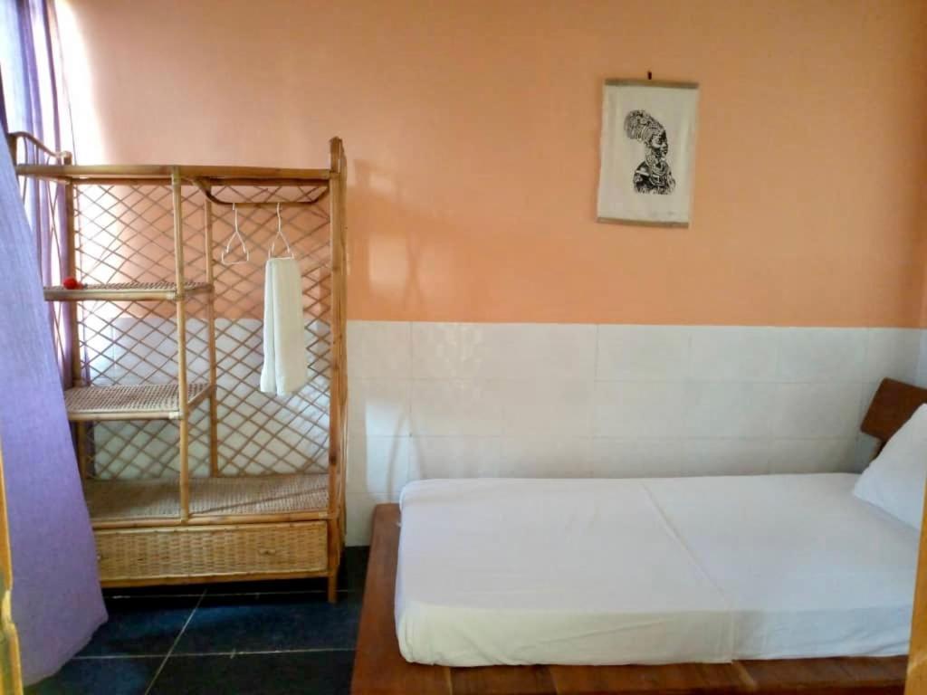 Serenity Haven Lodge Busua Exterior photo
