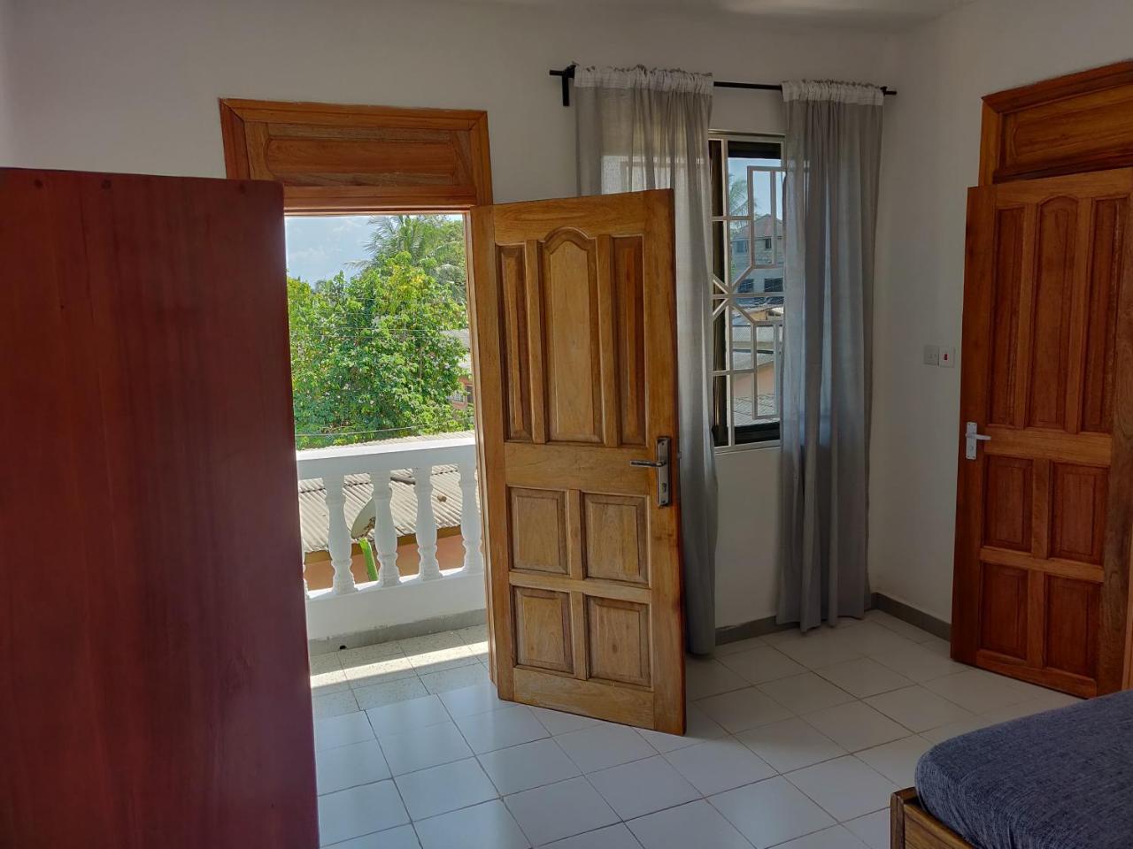 Serenity Haven Lodge Busua Room photo